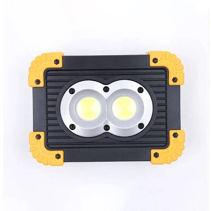 Helius Emergency Portable Round COB LED Work Light 800  Lumens